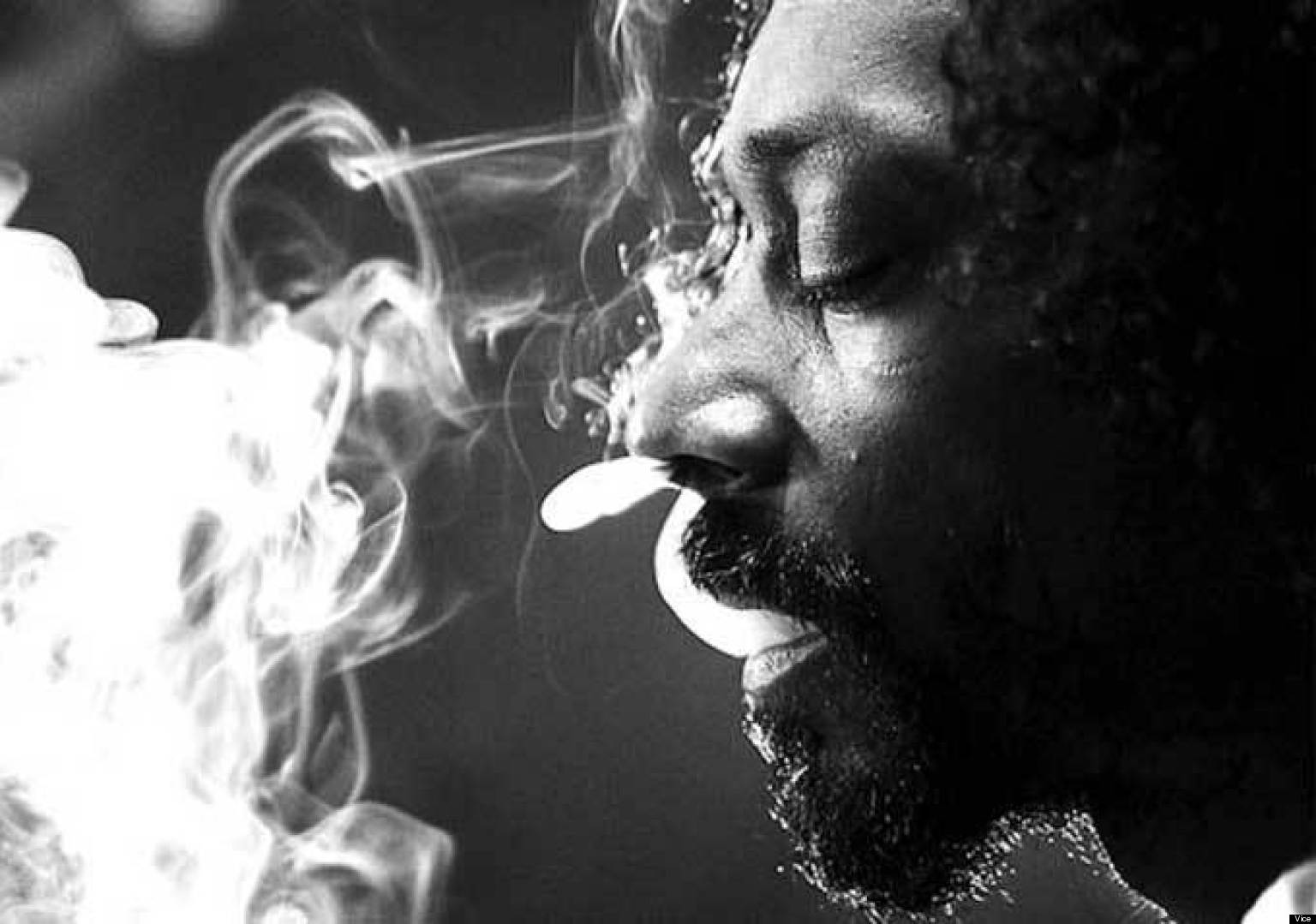 10 Of Snoop Dogg's Best Smoked Out Photos | Lizzy Brodie