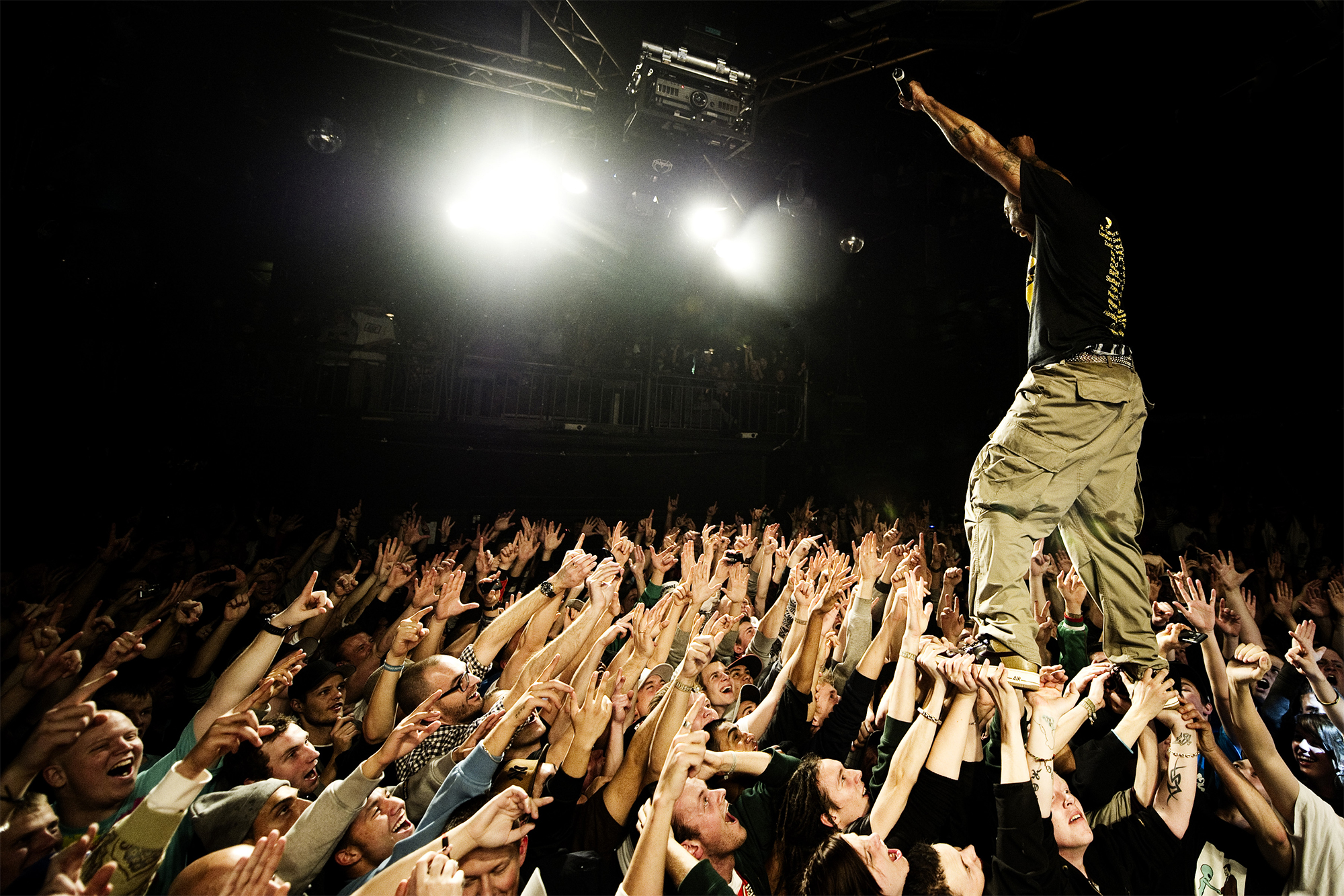Crowd Walking | Method Man Taught You …